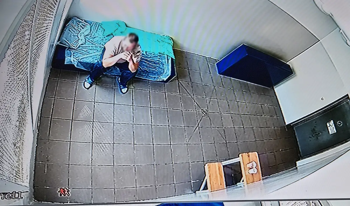 Wolsztyn: Policja zatrzymała nietrzeźwego ojca z 11-miesięcznym dzieckiem dzięki interwencji przechodniów